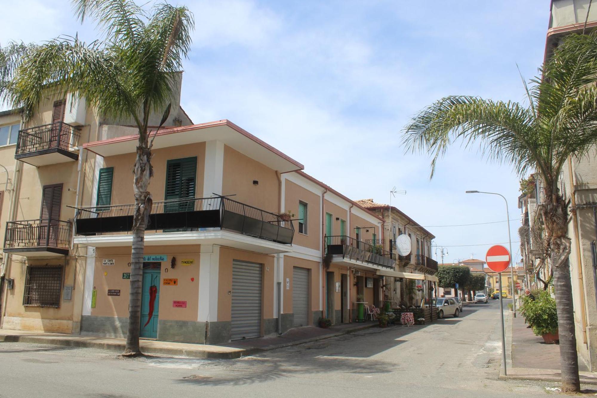 Donna Melina Bed & Breakfast Mileto Exterior photo