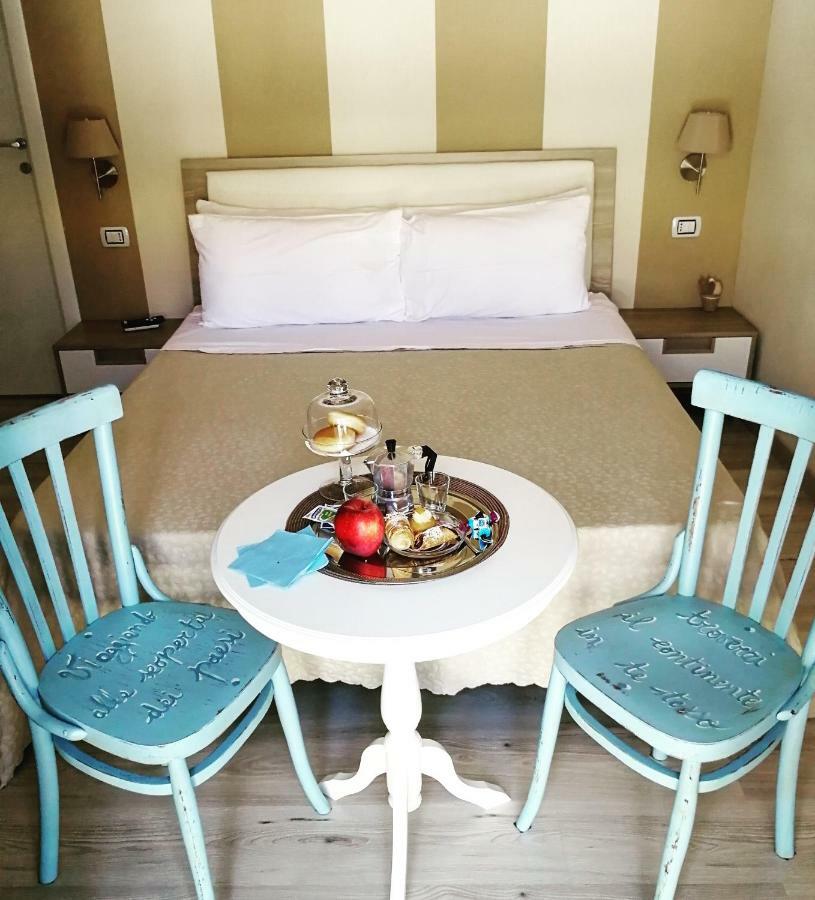 Donna Melina Bed & Breakfast Mileto Room photo
